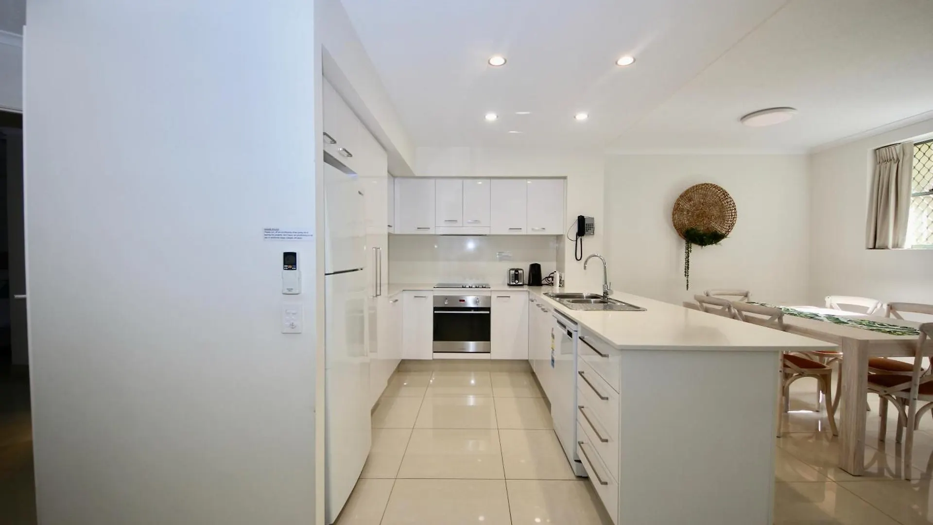 Diamond Beach 39 Gold Coast
