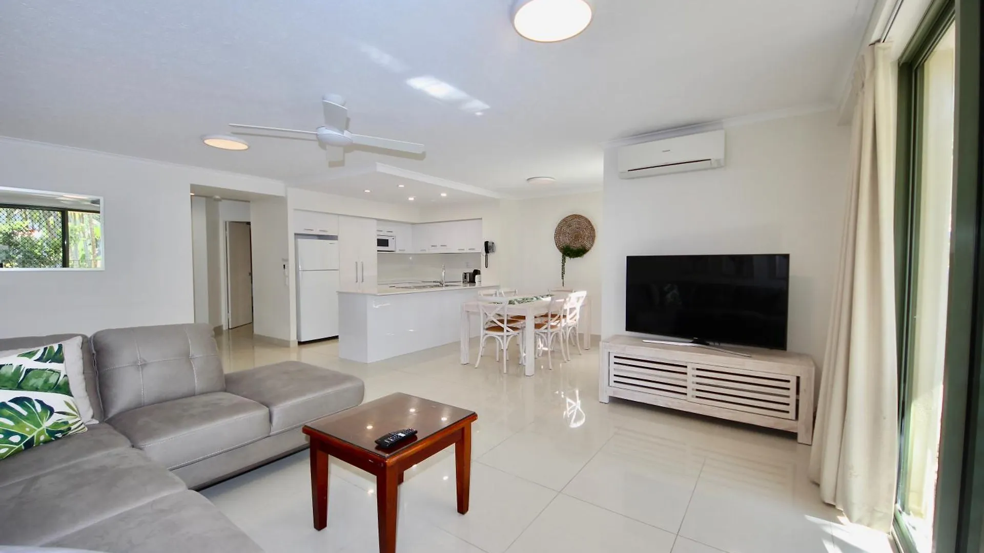 Diamond Beach 39 Gold Coast Apartment